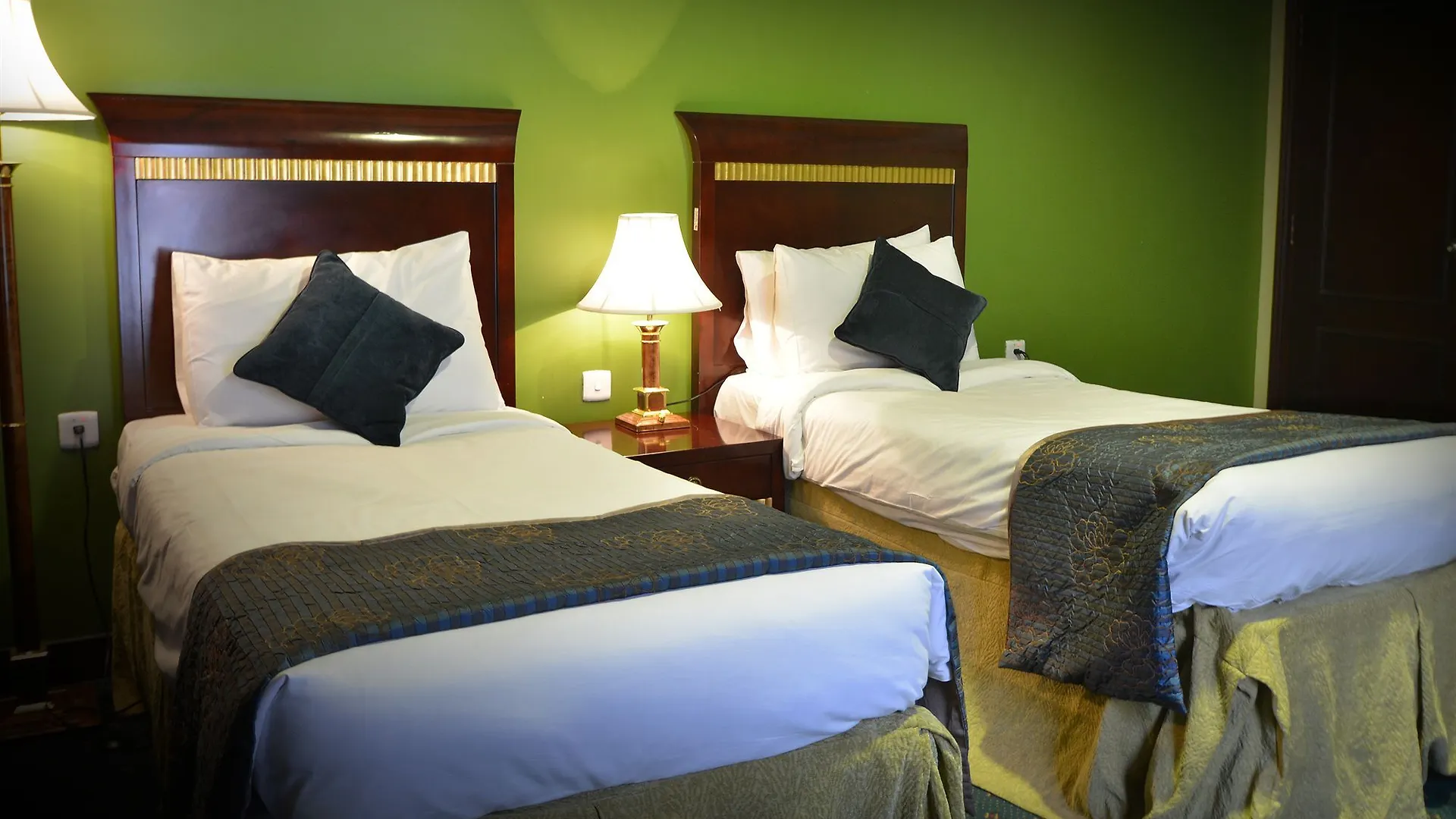 Hotel Taiba Suite Madinah