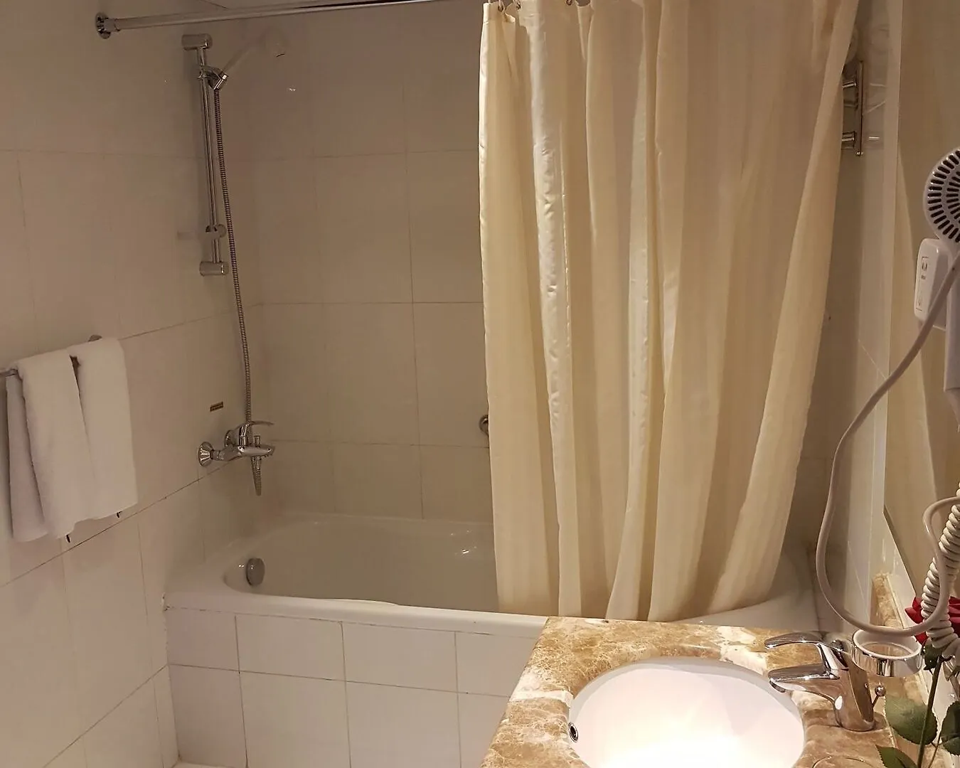 Hotel Taiba Suites Madinah Medyna