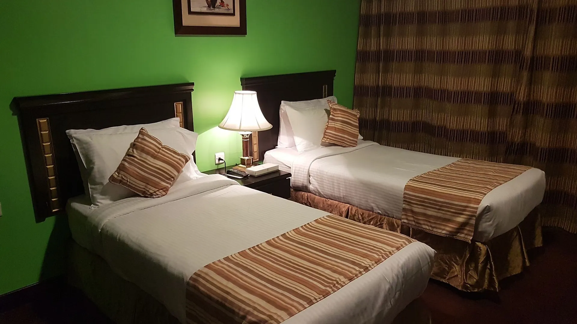 Hotel Taiba Suites Madinah Medyna