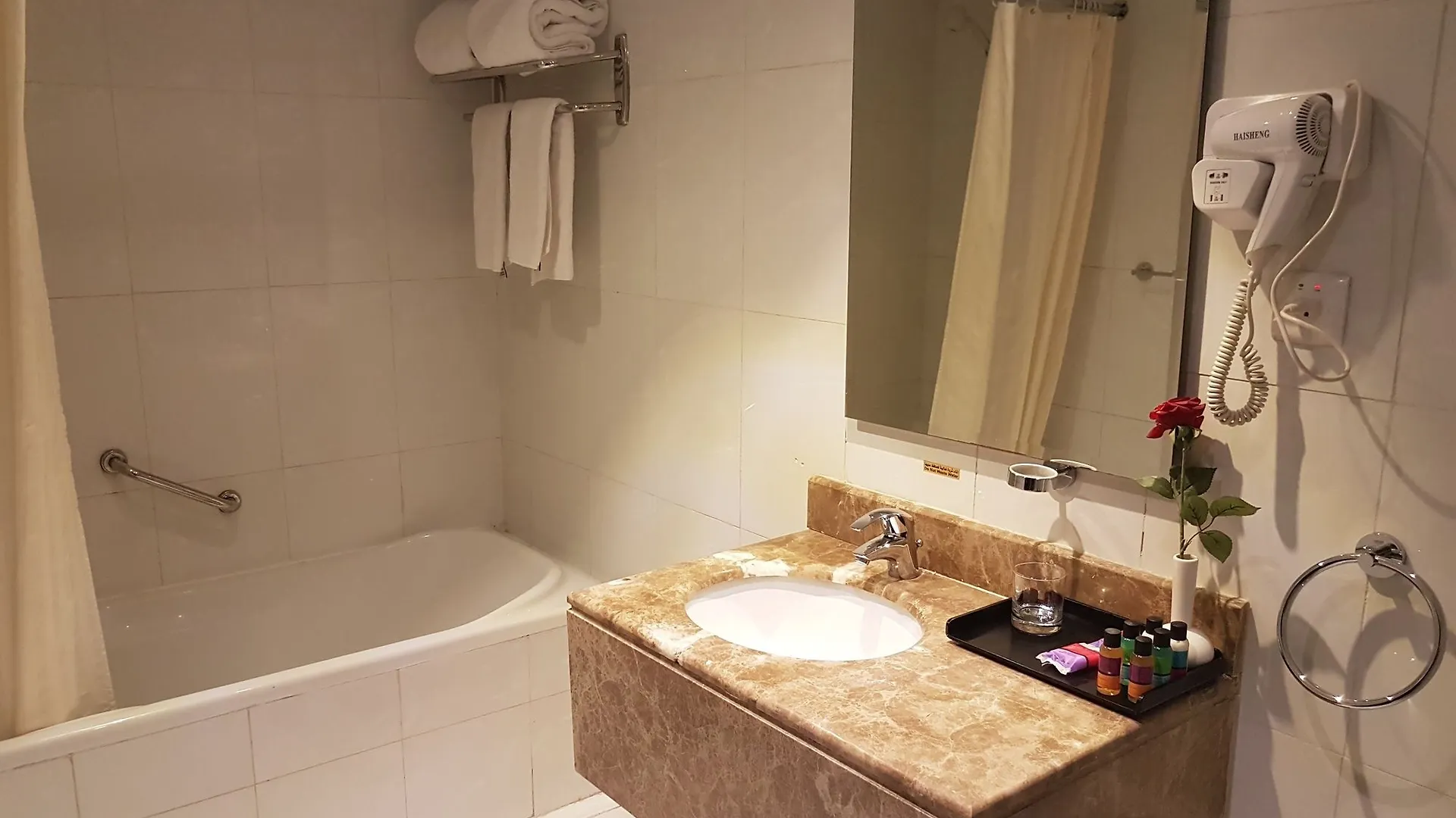 Taiba Suites Madinah Medyna